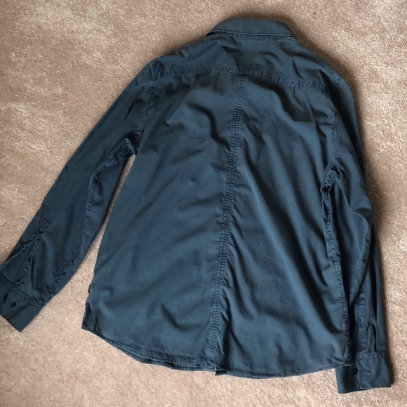 Calvin Klein Casual Button-Down Shirt w/ tab sleev - Picture 5 of 7